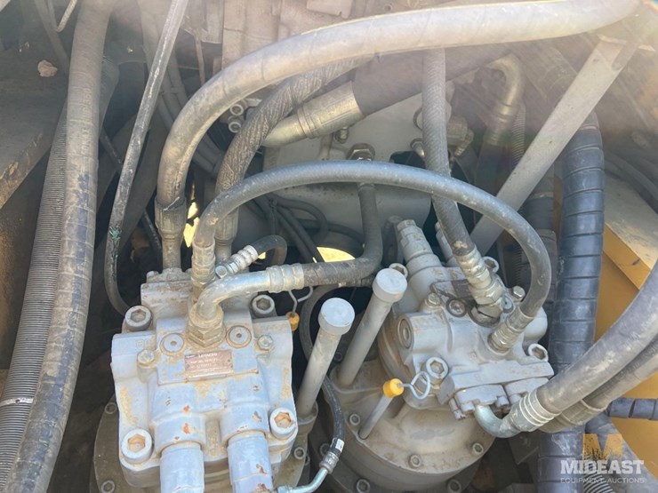 deere-470g-lc-image-29