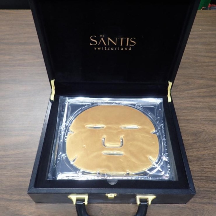 Di'Myoor 24K Gold Face and Neck Deep Tissue Mask - Tag # 9645