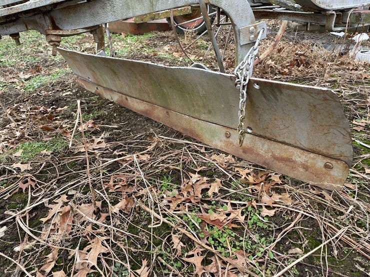 western-wheel-scraper-on-steel-image-16