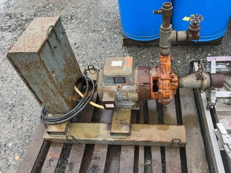 berkley-7.5hp-single-phase-irrigation-pump-image-1