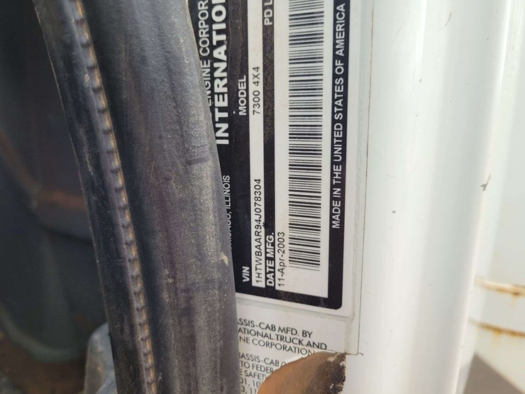 2004-international-7300-image-23