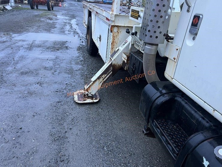 1988-international-s1700-image-34