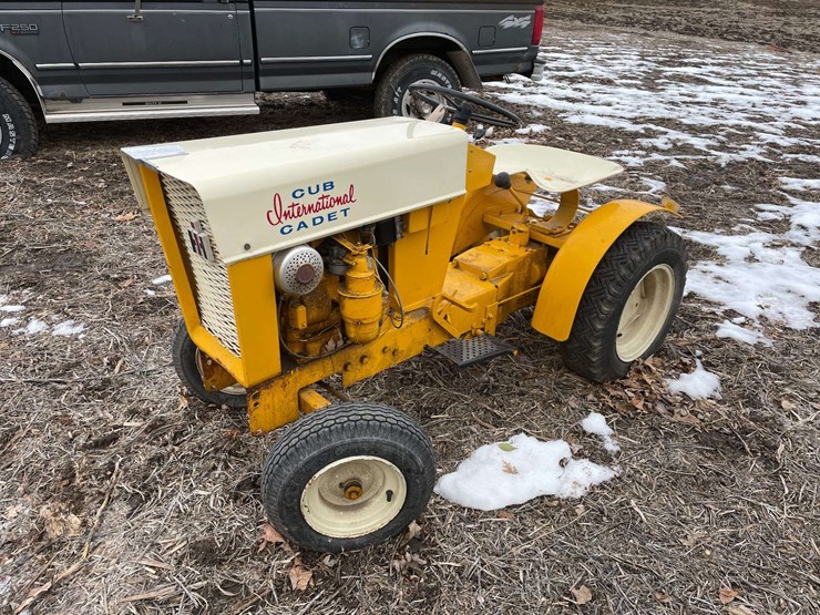 international-cub-image-1