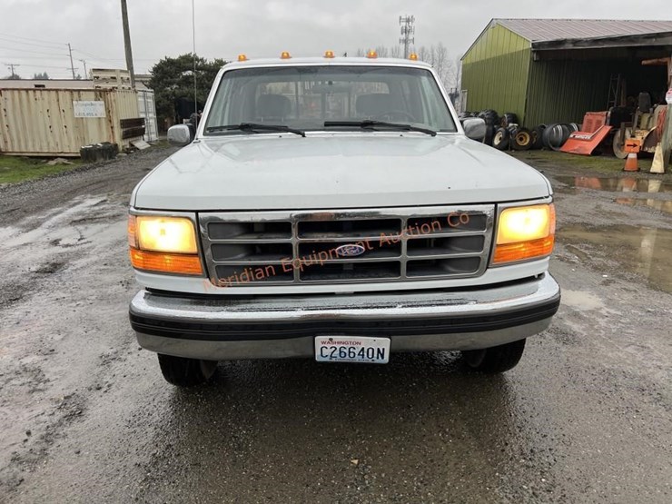 ford-f350-xlt-image-8