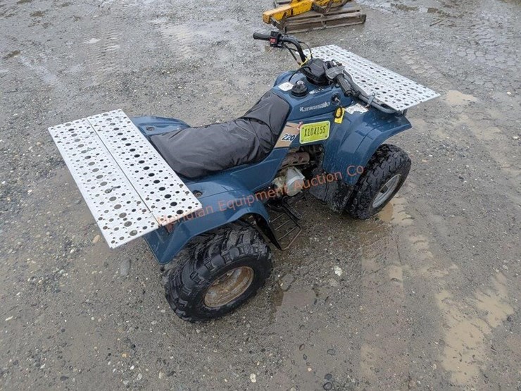 kawasaki-klf220-image-5