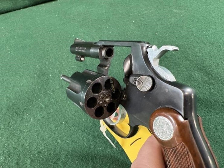 rossi-.32-long-revolver-image-9