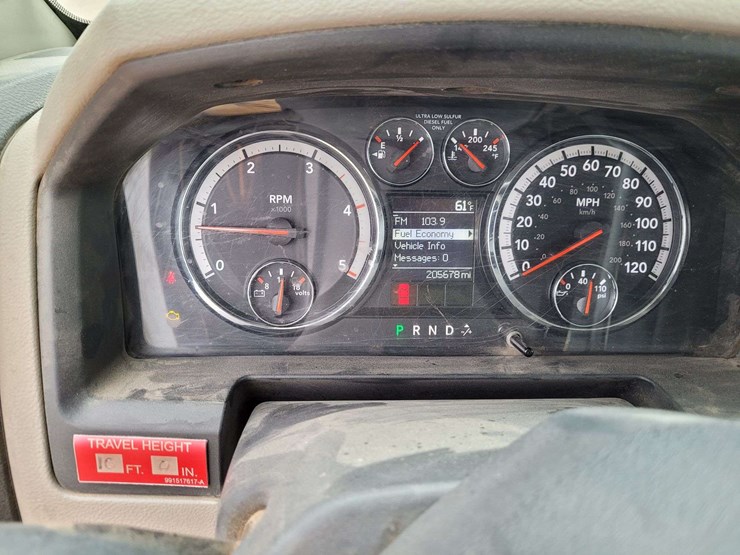 2012-ram-5500-chassis-regular-cab-2d-bucket-truck-image-19