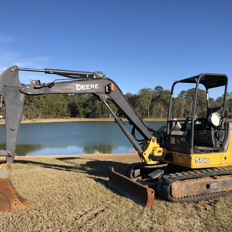 DEERE 50D