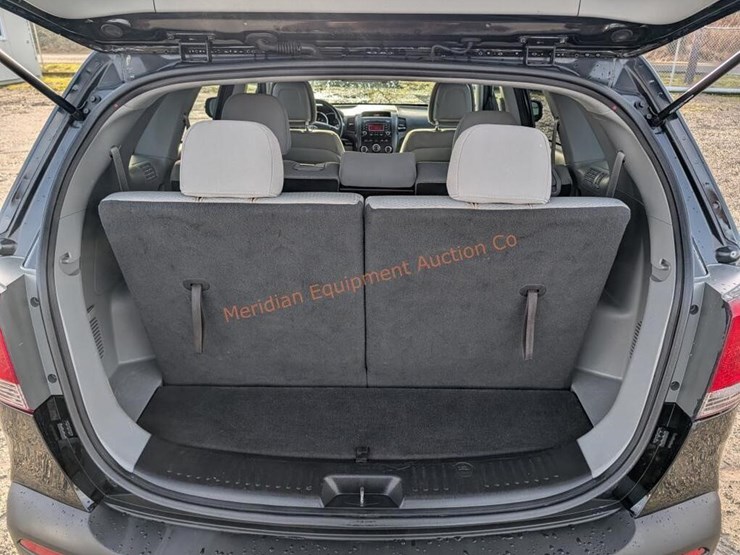 kia-sorento-lx-image-26