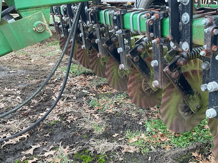 great-plains-solid-stand-15-image-20