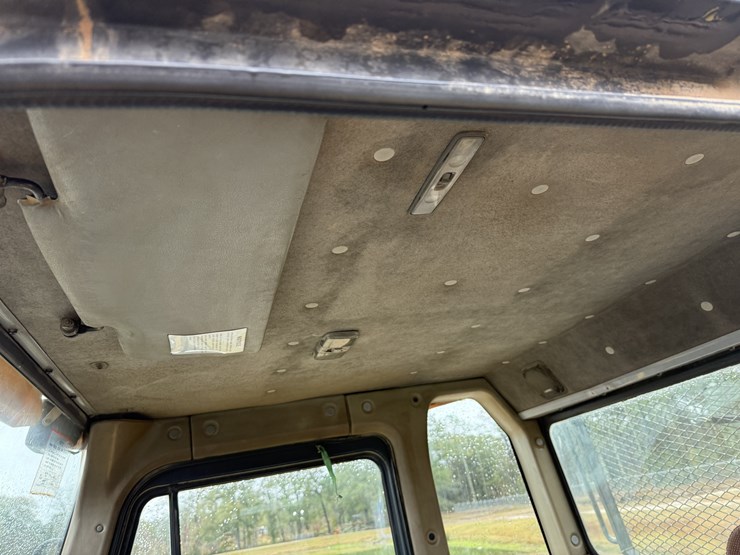 2004-komatsu-hm400-1-image-13