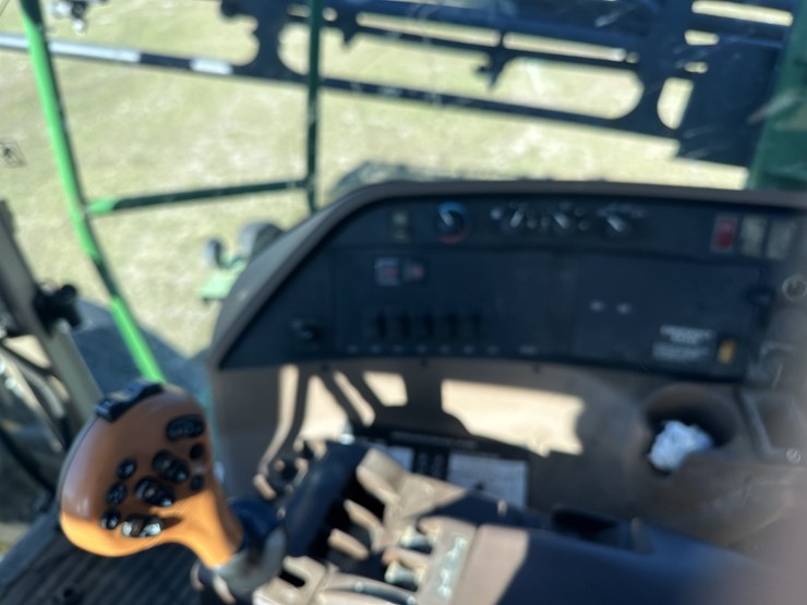 john-deere-4720-image-2