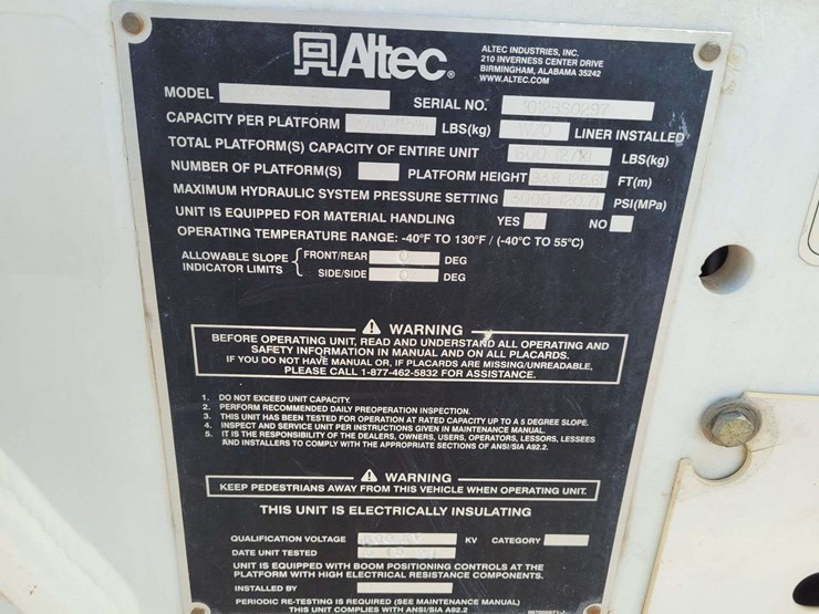 2013-international-harvester-sx525-truck-bucket-truck-image-30