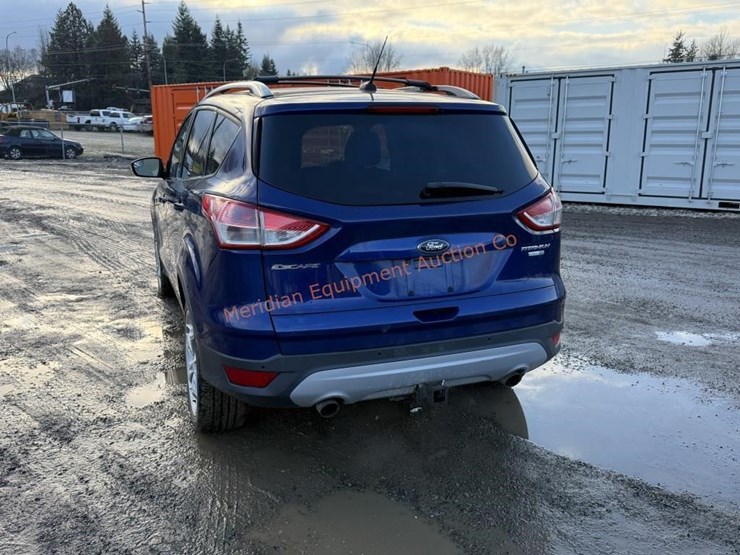 ford-escape-titanium-image-4