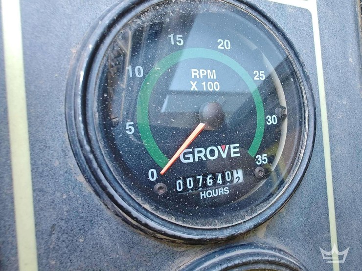 2014-grove-tms700e-image-33