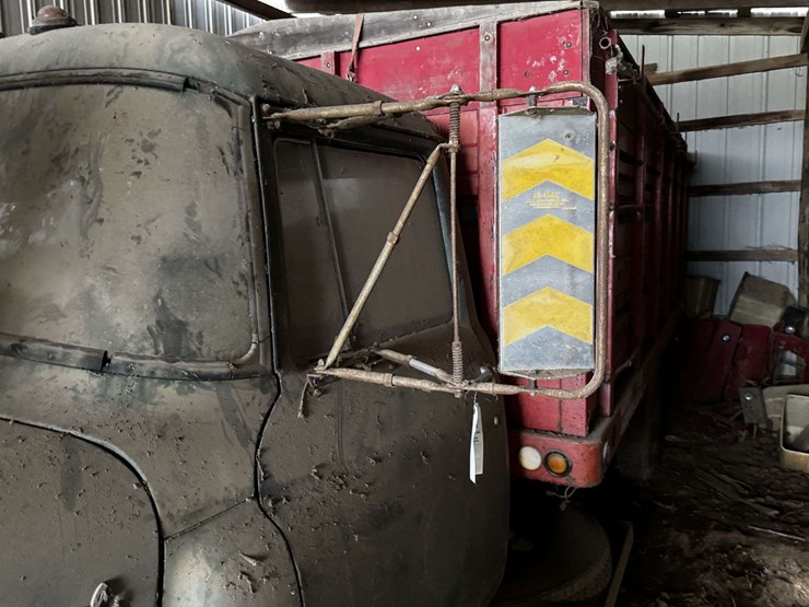 1964-international-loadstar-image-27