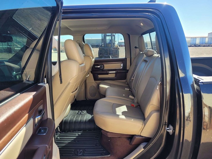 ram-1500-laramie-image-6