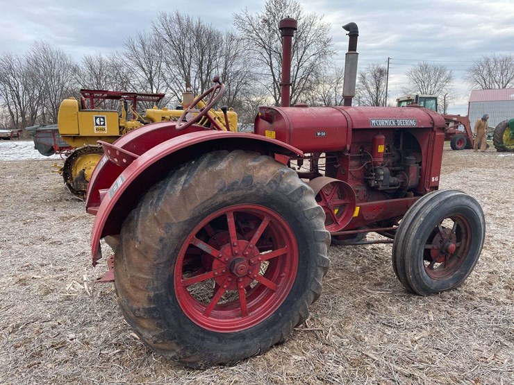 mccormick-deering-w-30-wide-front-on-rubber-image-6