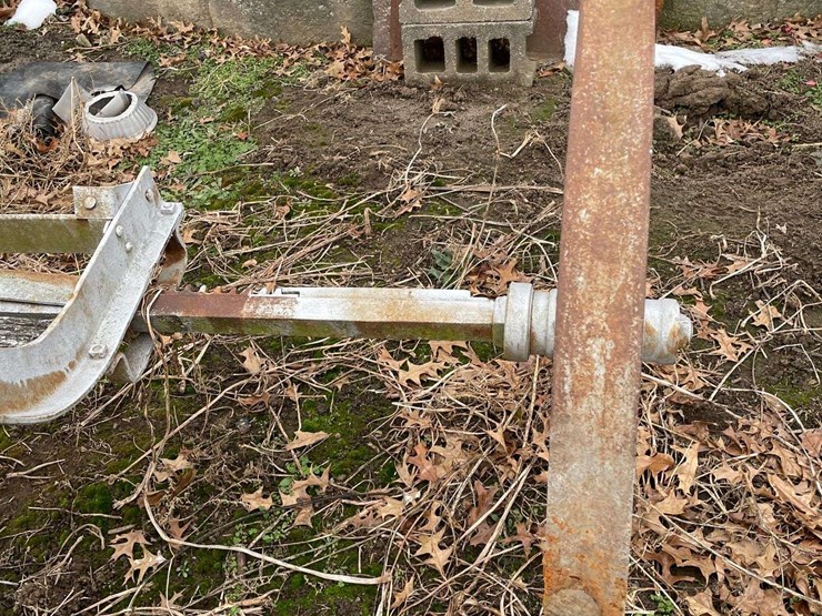 western-wheel-scraper-on-steel-image-19