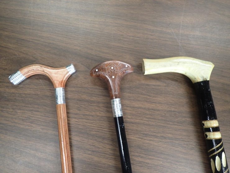 custom-carved-walking-stick/cane---qty---3---tag-#-9639-image-2