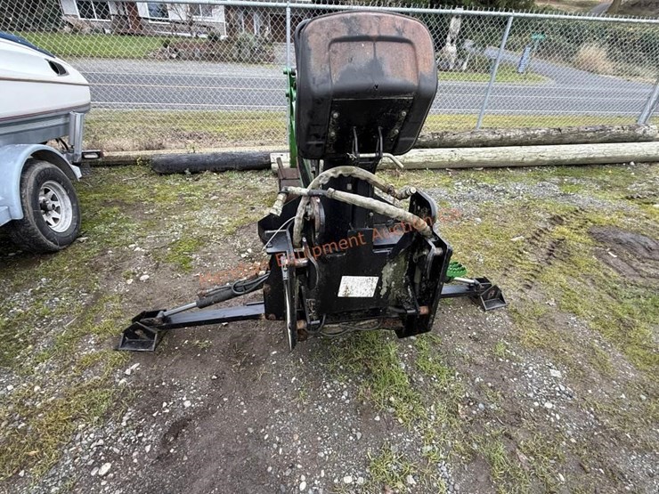 john-deere-447-image-8