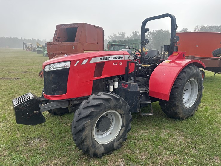 massey-ferguson-4710-image-1