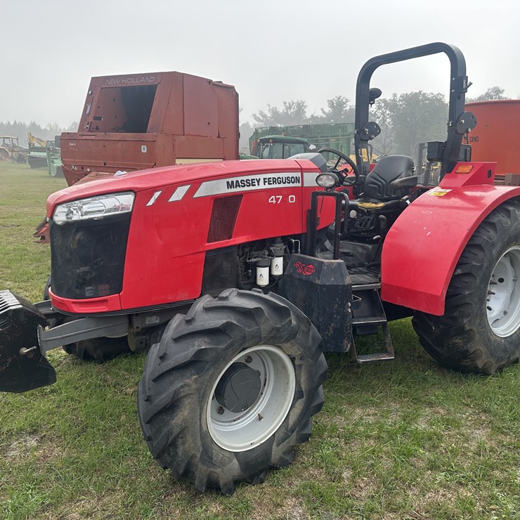 MASSEY-FERGUSON 4710