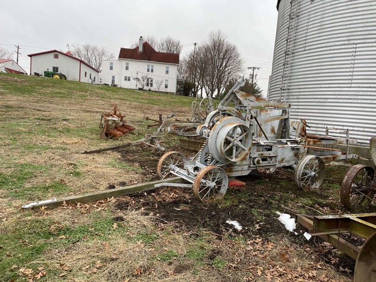 vintage-bale-press-on-steel-image-2