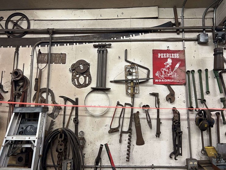 wall-of-tools-image-5