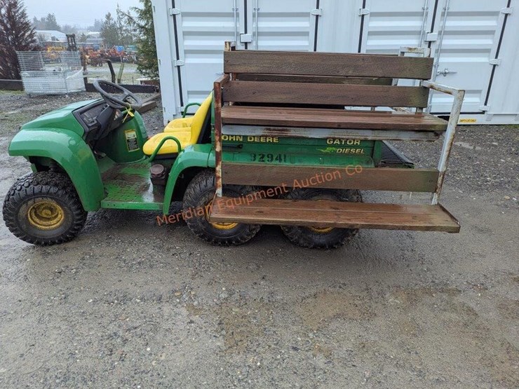 john-deere-gator-image-7