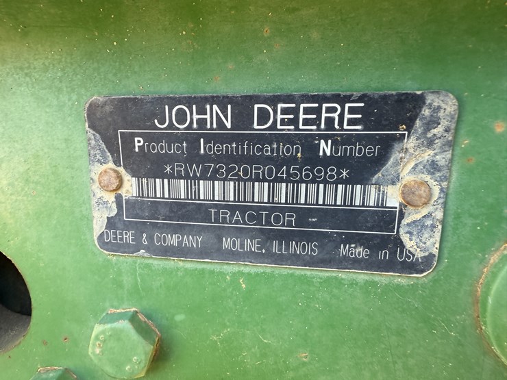 2005-john-deere-7320-image-2