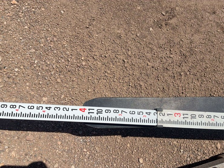 skid-steer-pallet-forks-image-6