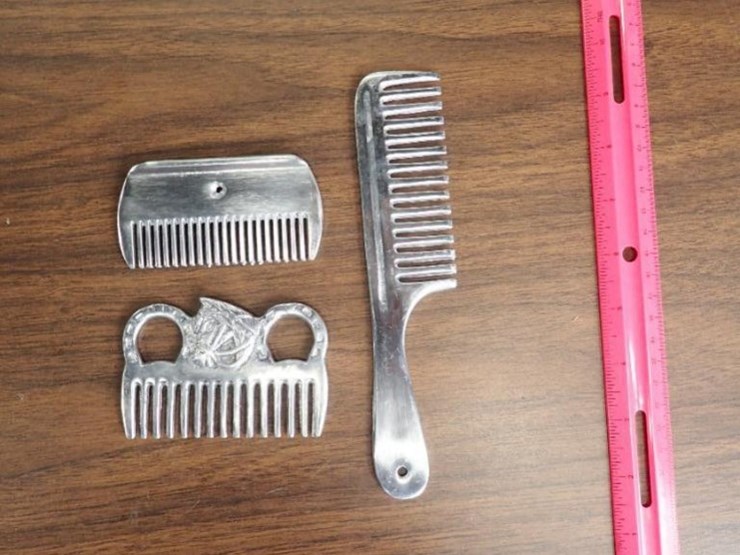 silver-metal-horse-hair-combs---qty-3---tag-#-9627-image-1