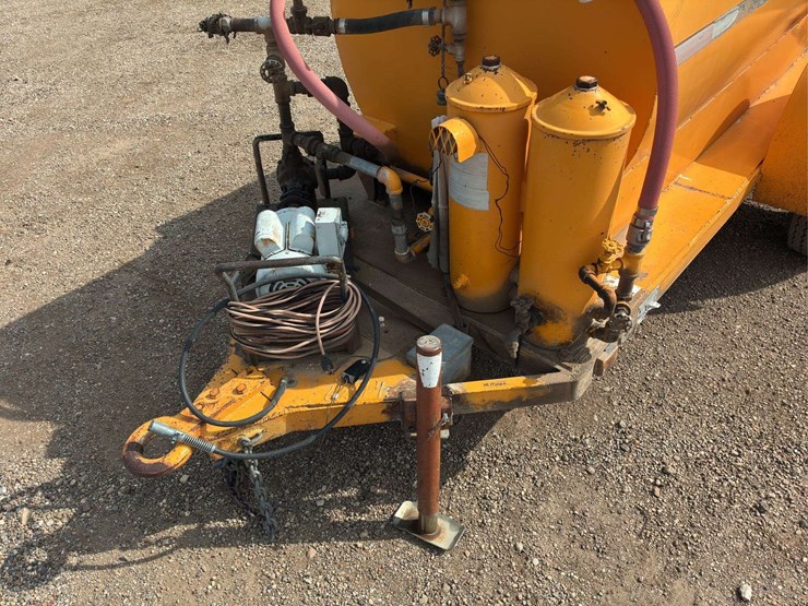 shopmade-oil-tanker-trailer-image-2