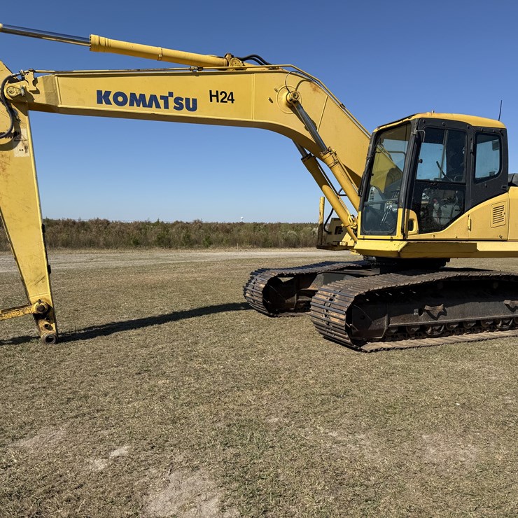 KOMATSU PC200 LC