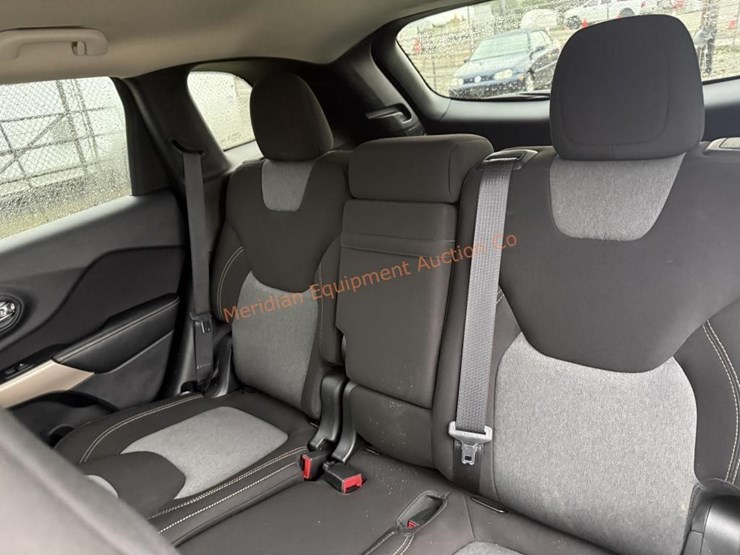 jeep-cherokee-image-16