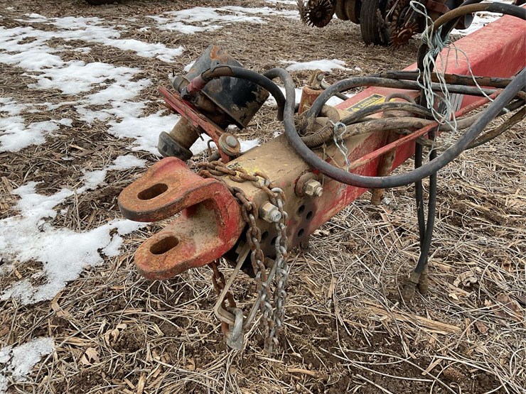 case-ih-cyclo-air-6-row-planter-image-68