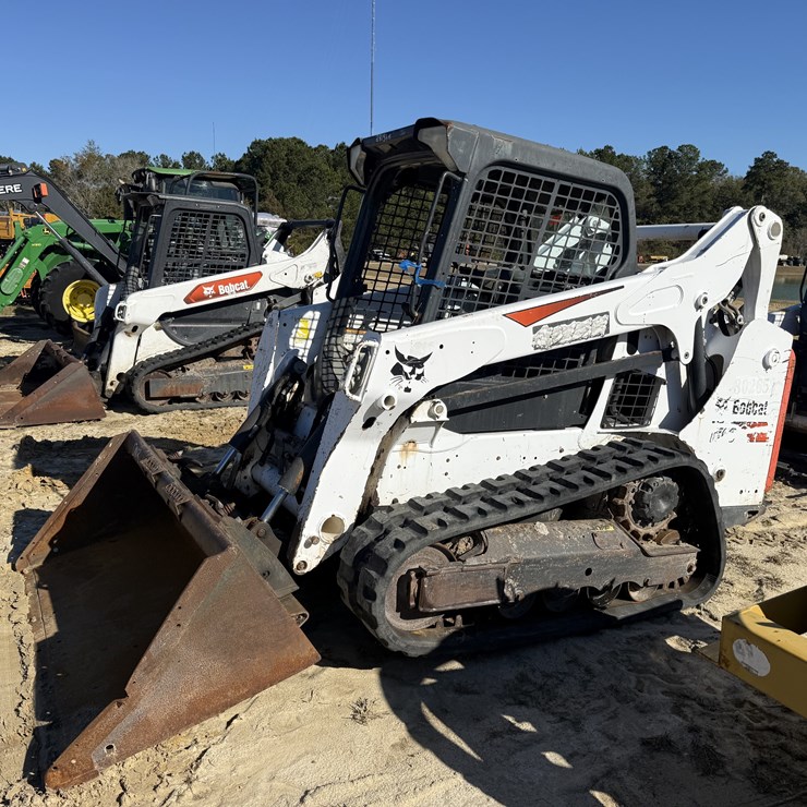 BOBCAT T590