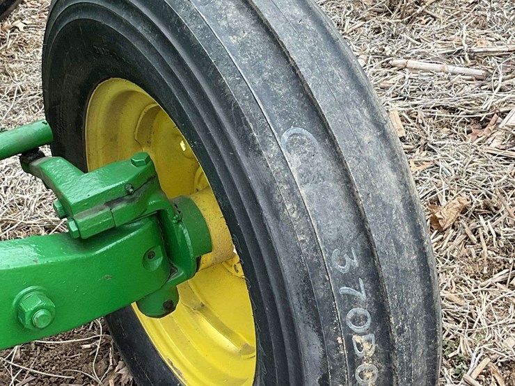 john-deere-80-image-17