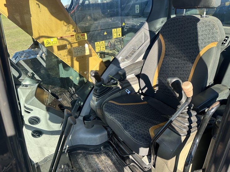 2017-case-cx145d-image-5