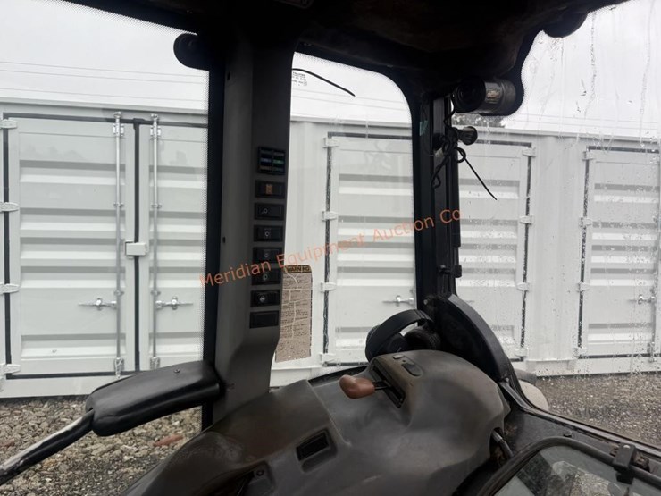 new-holland-tn95fa-image-34