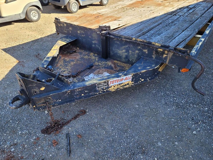 1977-birmingham-mfg.-flatbed-trailer-image-2