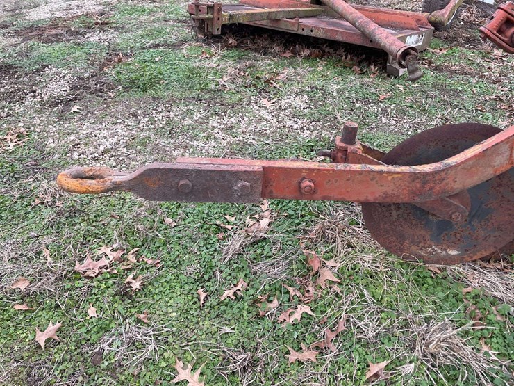 allis-chalmers-3-bottom-mounted-plow-image-11