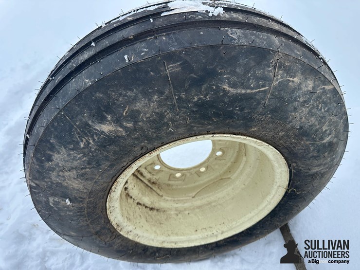 firestone-11l-15-tire-on-rim-image-3