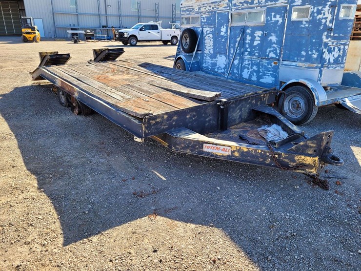 1977-birmingham-mfg.-flatbed-trailer-image-3