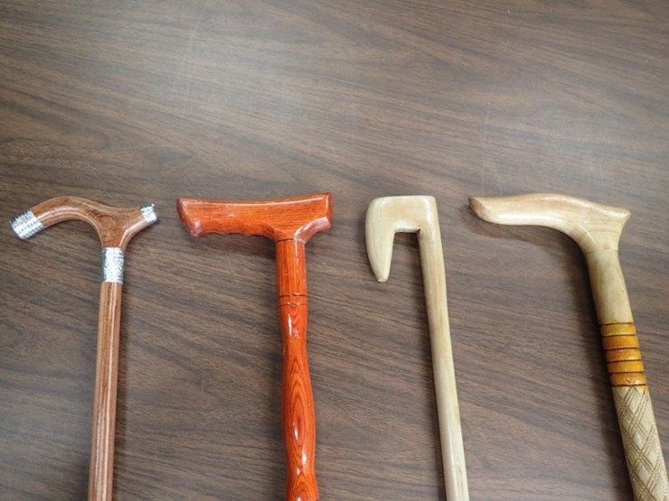 custom-carved-walking-stick/cane---qty---4---tag-#-9603-image-2