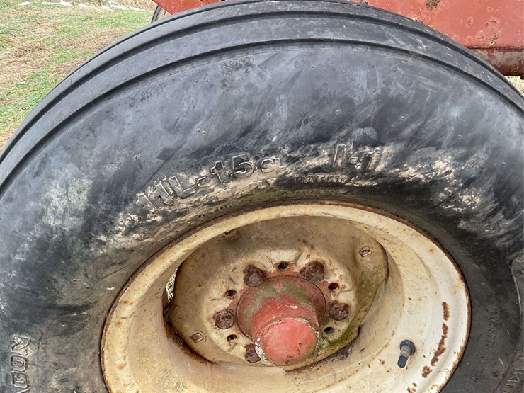 gravity-flow-wagon-image-7