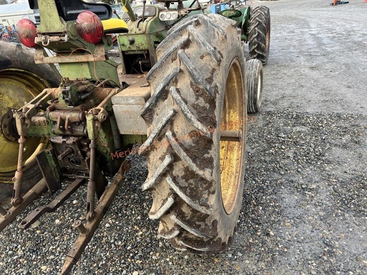 john-deere-2010-image-10