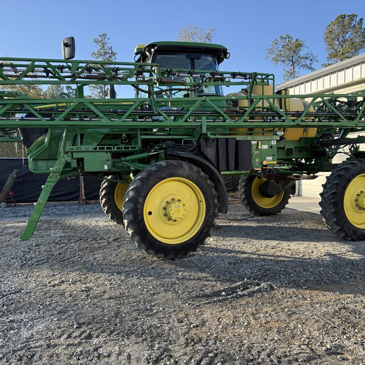 2022 JOHN DEERE R4023