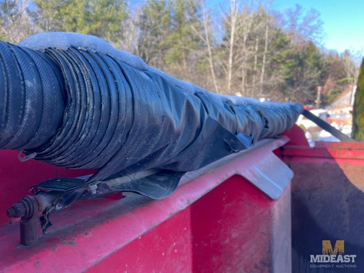 2007-peterbilt-379-tri-axle-dump-truck-image-29